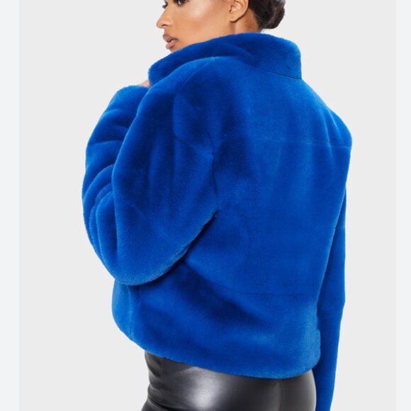 COBALT BLUE FAUX SOFT FUR JACKET by PRETTY LITTLE THING - Picture 3 of 10